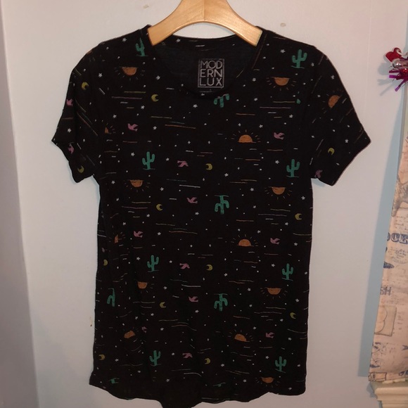 Modern Lux Tops - Short sleeve Texas inspired shirt